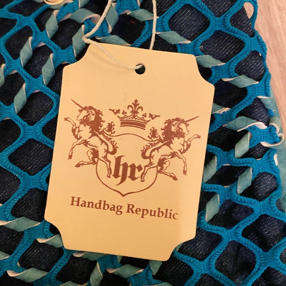 Turquoise Jean bag w/chain detailing and removable Jean rosette - Picture 7 of 7